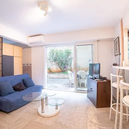 Spacious Near The City Center And La Croisette Beaches Apartment Cannes